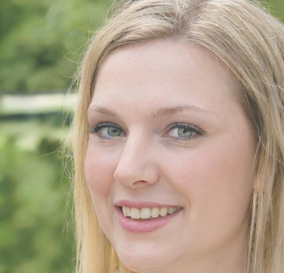 Portrait von Silja Brinkhaus, Strategieberaterin Finanzen