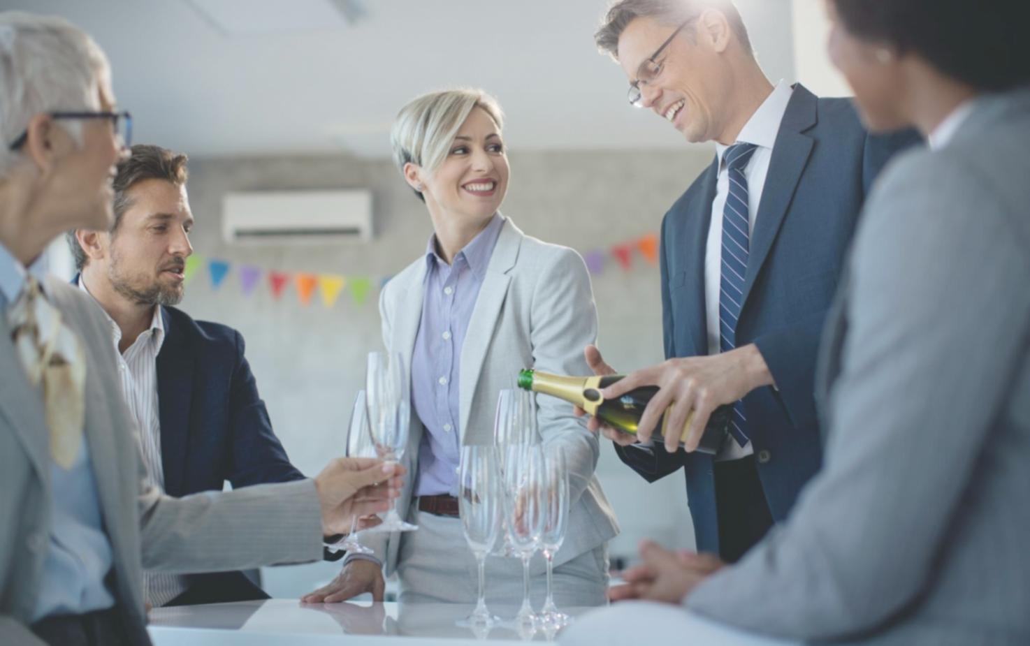 Professionelle Finanzberatung mit Dokumenten und Analysewerkzeugen